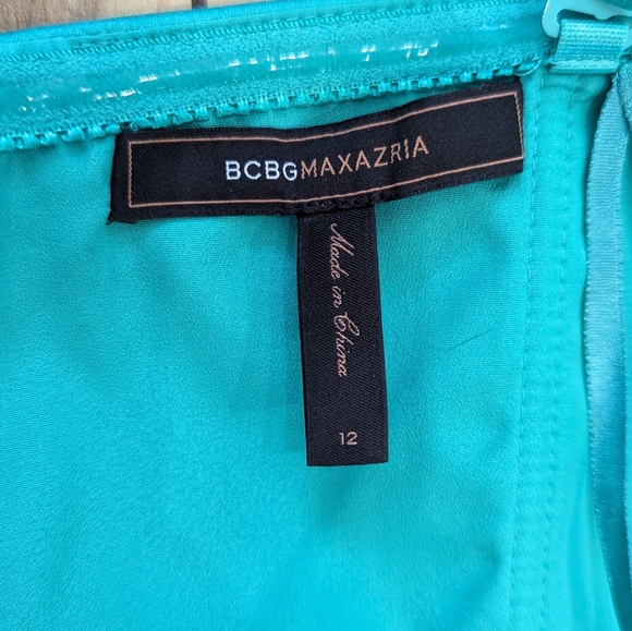 BCBG MaxAzria Party Dress [12] - Picture 6 of 8